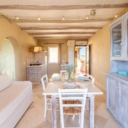 Relaxing Baiadebahas 2bedapt T6 Sleeps 6 Persons Marinella (Sardinia)