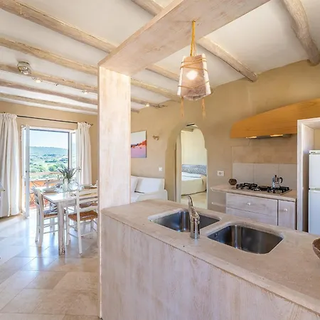Апартаменты Relaxing Baiadebahas 2bedapt T6 Sleeps 6 Persons *